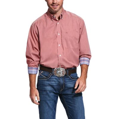 Ariat Western: Wrinkle Free Solid Pinpoint Oxford Classic Fit Camisa Hombre - Coral (MSVBR4976)